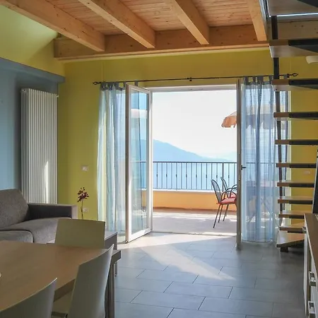 Aparthotel Usignolo *