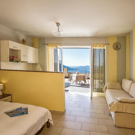 Usignolo Aparthotel 3*