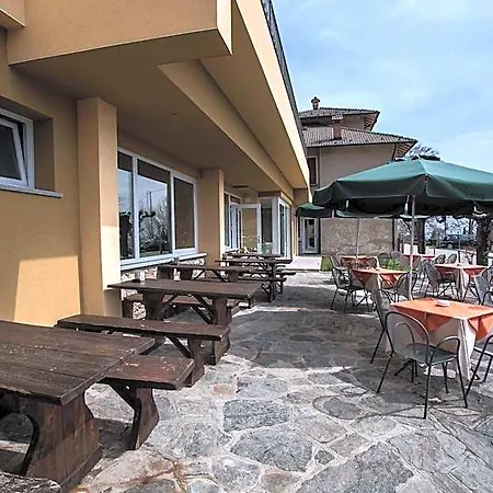 Usignolo 3* Trarego