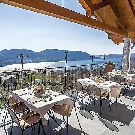 Usignolo 公寓式酒店 3*