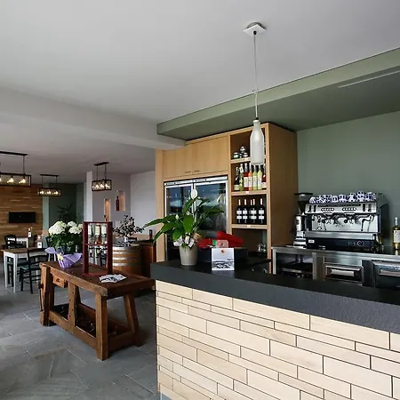 Usignolo Aparthotel Trarego