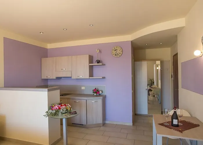 Usignolo Aparthotel 3*